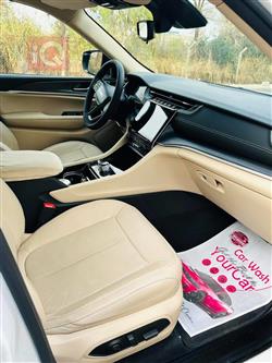 Jeep Grand Cherokee L